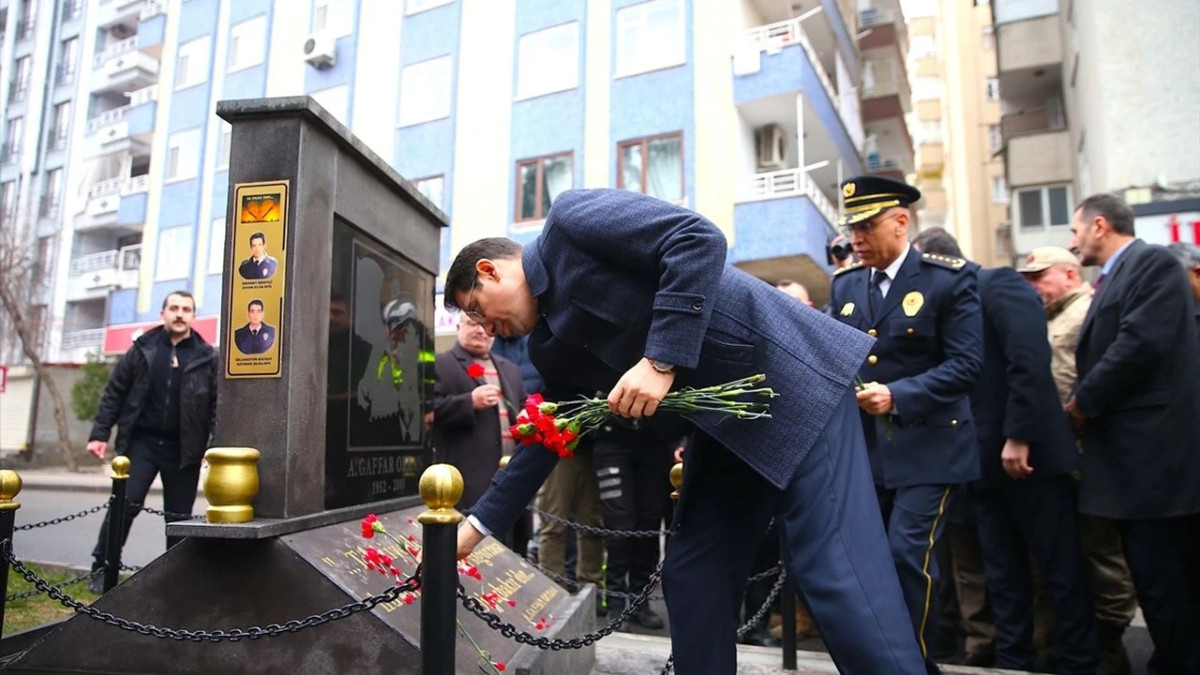 Gaffar Okkan ve 5 polis memuru şehit edildikleri yerde anıldı!