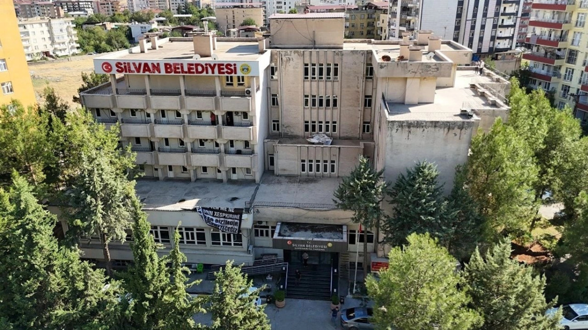 Silvan Belediyesi’nde İşe Alım Tartışmaları: Şeffaflık Eksikliği Endişe Yaratıyor